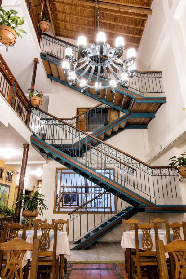 Hotel Valdivia Plaza Jardín Esterno foto